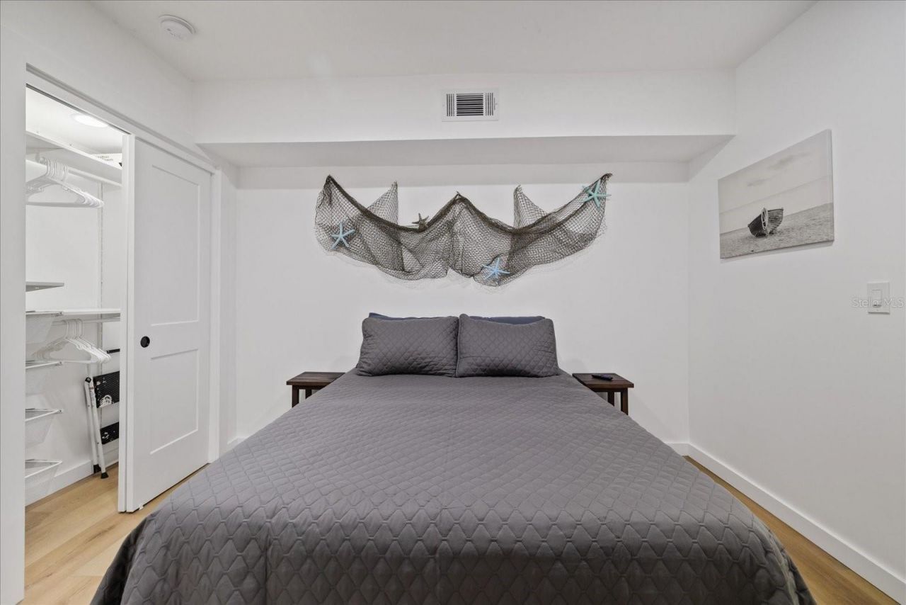 253 Rex Place , Unit B, Madeira Beach, FL 33708 Photo