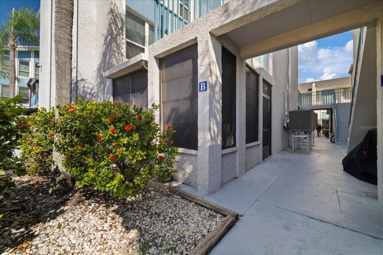 253 Rex Place , Unit B, Madeira Beach, FL 33708 Photo