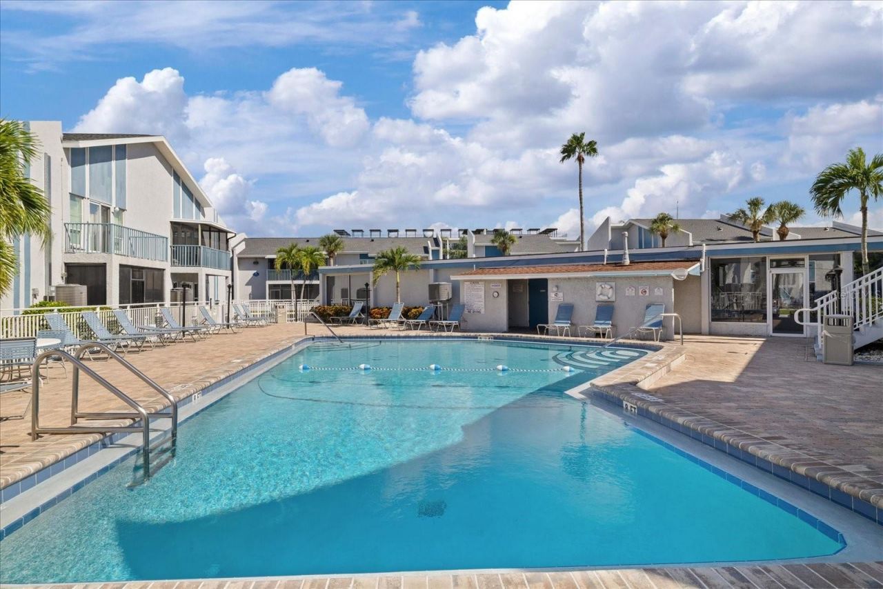 253 Rex Place , Unit B, Madeira Beach, FL 33708 Photo