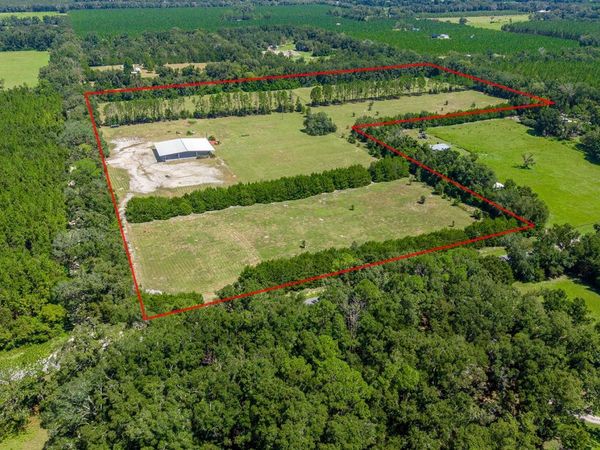 6900 SW 50TH AVENUE , TRENTON, FL 32693