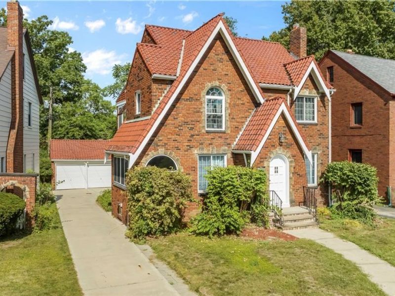 1254 Castleton Road, Cleveland Heights, OH 44121 Photo 2