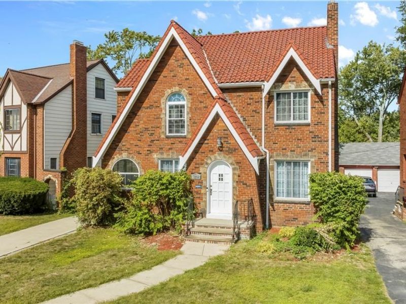 1254 Castleton Road, Cleveland Heights, OH 44121 Photo 4