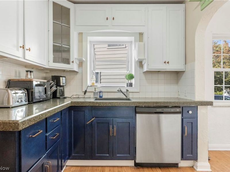 1254 Castleton Road, Cleveland Heights, OH 44121 Photo 8