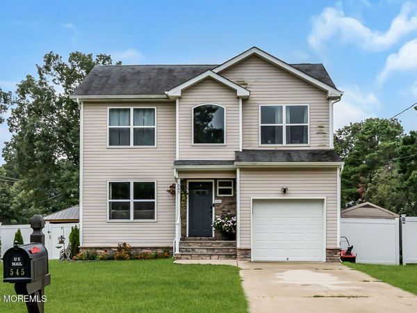 545 Hopedale Drive SW, Bayville, NJ 08721