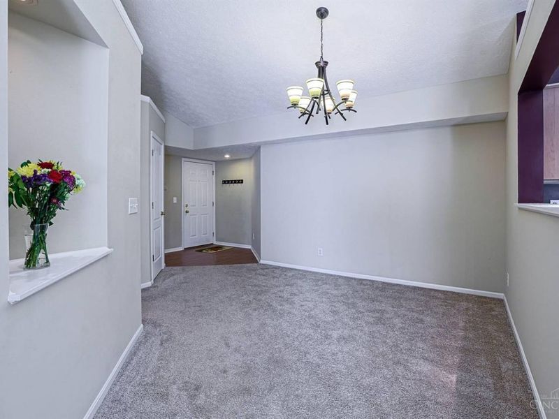 9941 Edgewood Lane, Unit C, Sharonville, OH 45241 Photo 11