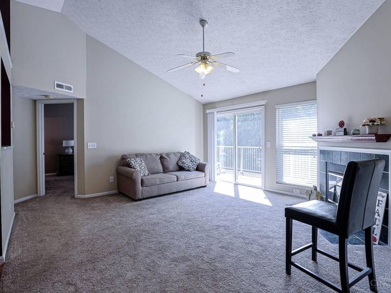 9941 Edgewood Lane, Unit C, Sharonville, OH 45241 Photo 5