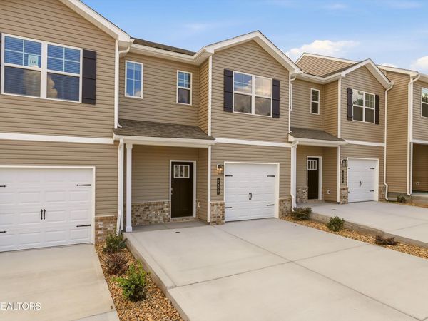 235 Jace Way, Sevierville, TN 37864