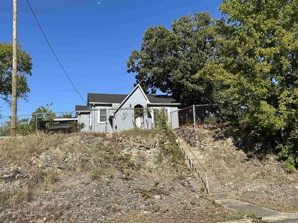 112 Oklahoma St Street, Hot Springs, AR 71901