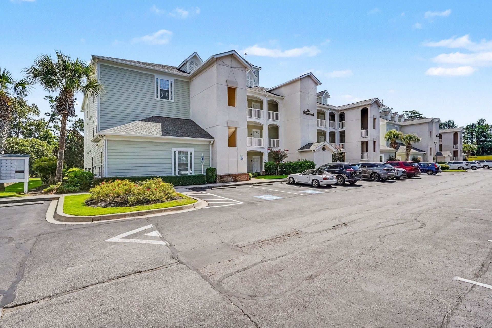 1009 World Tour Blvd.  Photo 33
