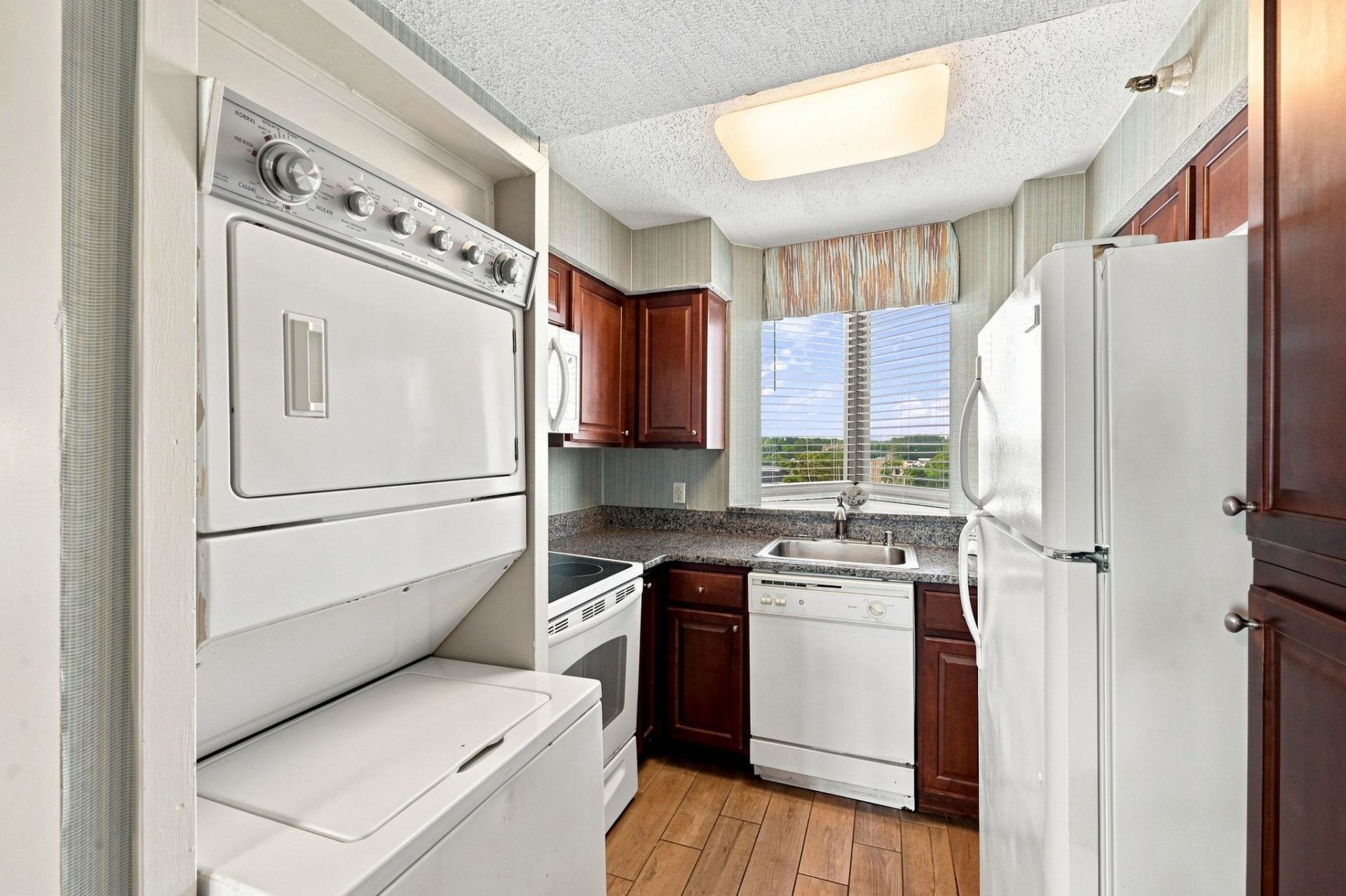 2700 N Ocean Blvd. Photo 12
