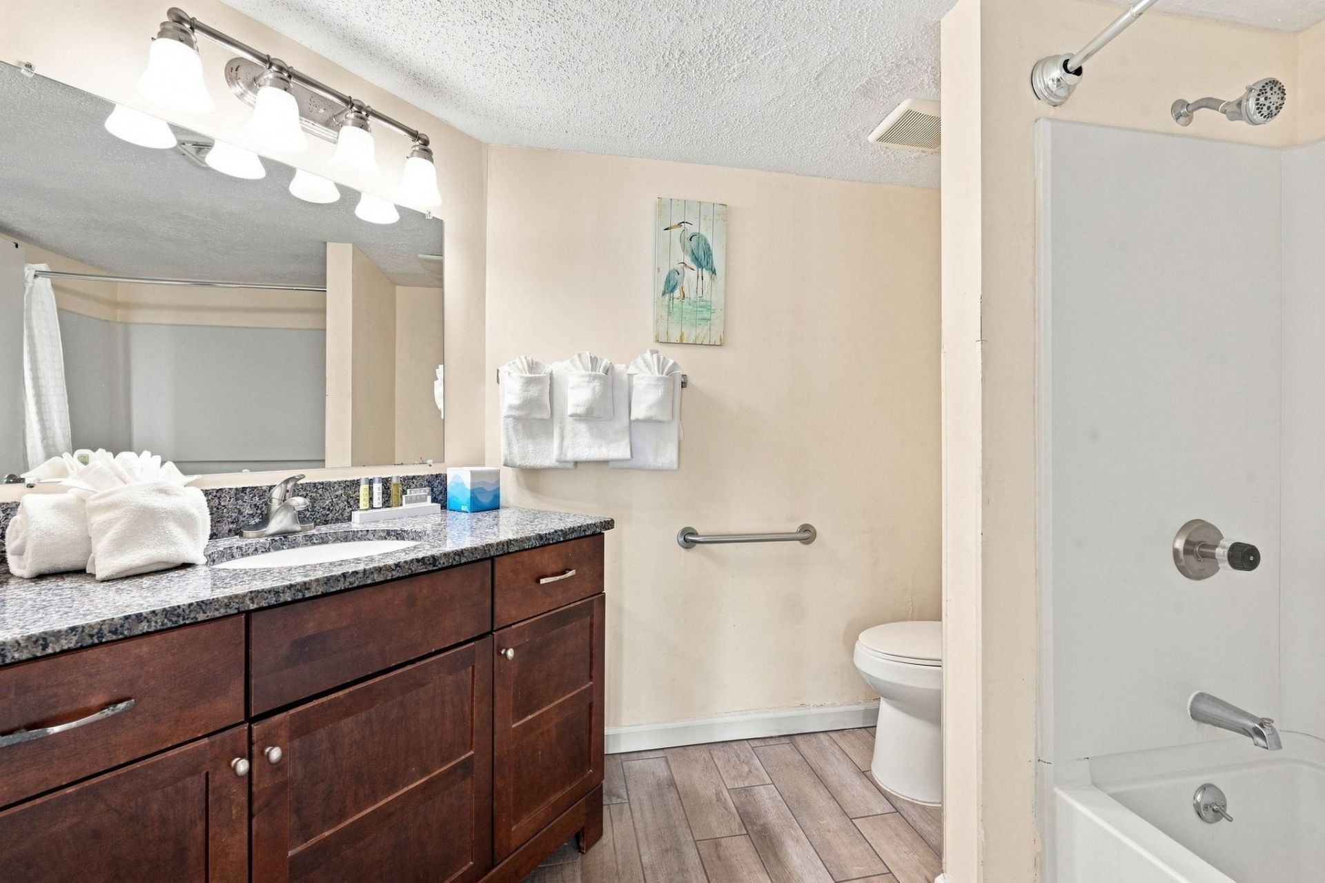 2700 N Ocean Blvd. Photo 16