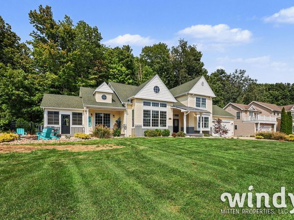 8589 Heron Court, Watervliet, MI 49098