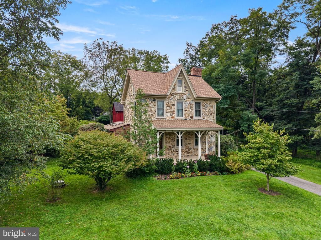241 INDIANTOWN ROAD , GLENMOORE, PA 19343