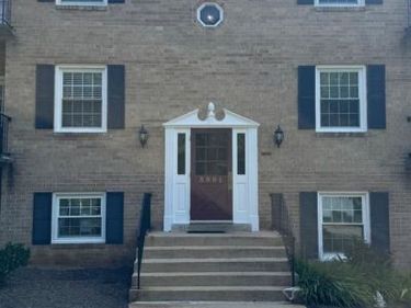 3991 LYNDHURST DRIVE, Unit 204, FAIRFAX, VA 22031