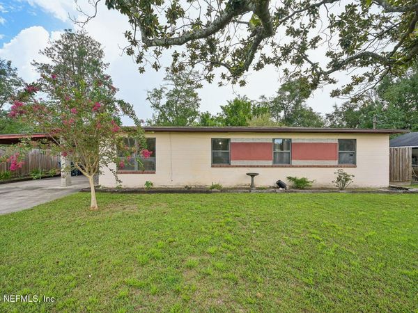 10549 ABILENE Road, Jacksonville, FL 32218