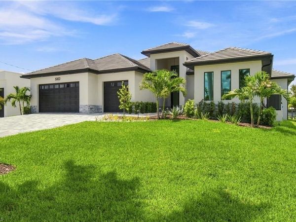 5322 Bayshore AVE , CAPE CORAL, FL 33904