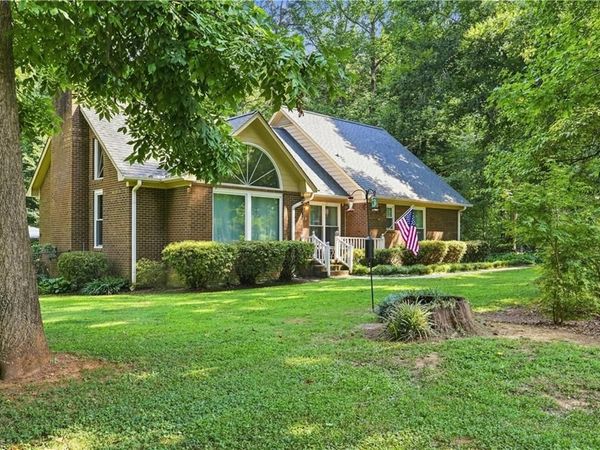 2558 Lovette Lane, Graham, NC 27253