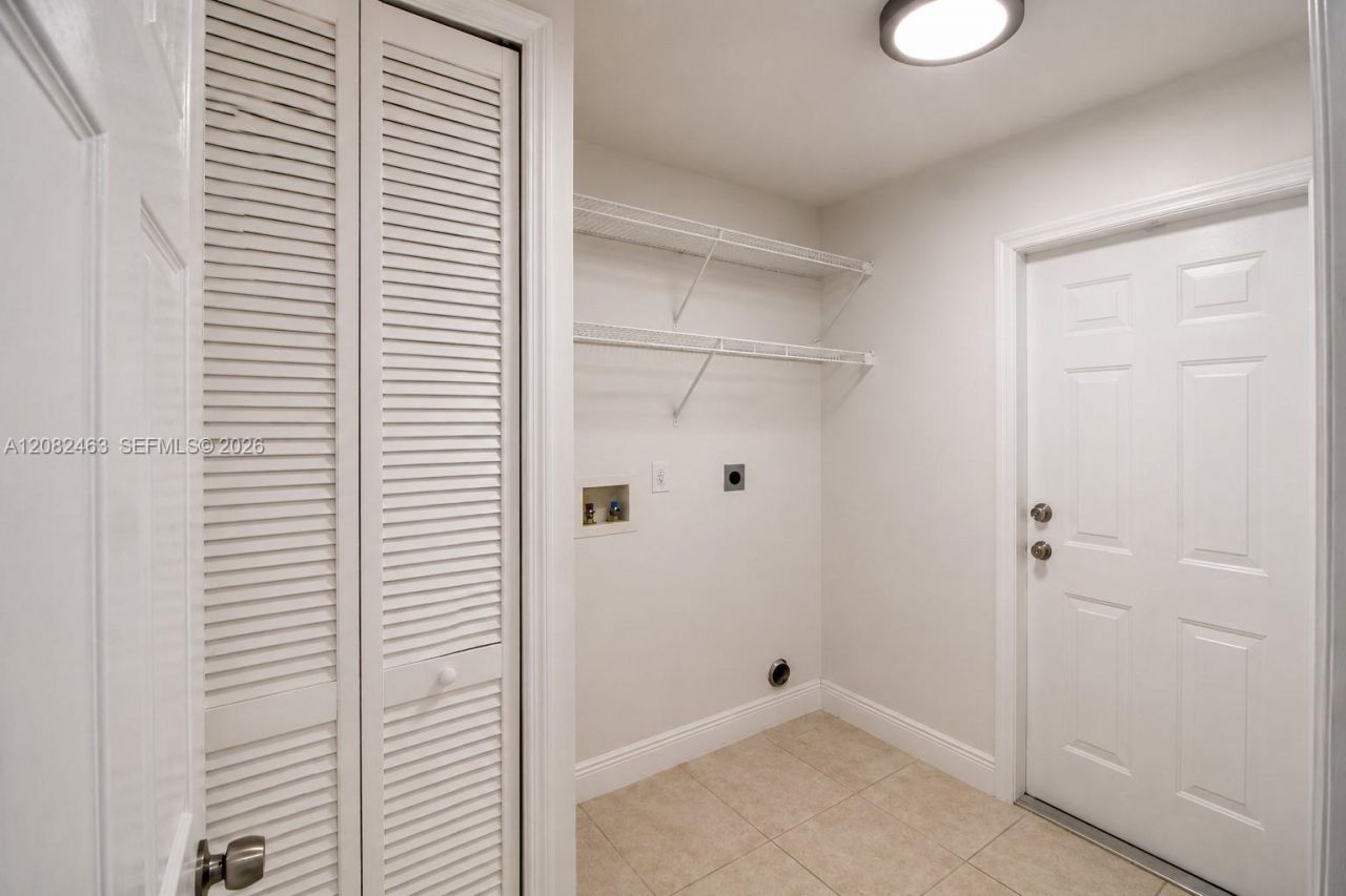 1680 NE 35th Ave, Homestead, FL 33033 Photo