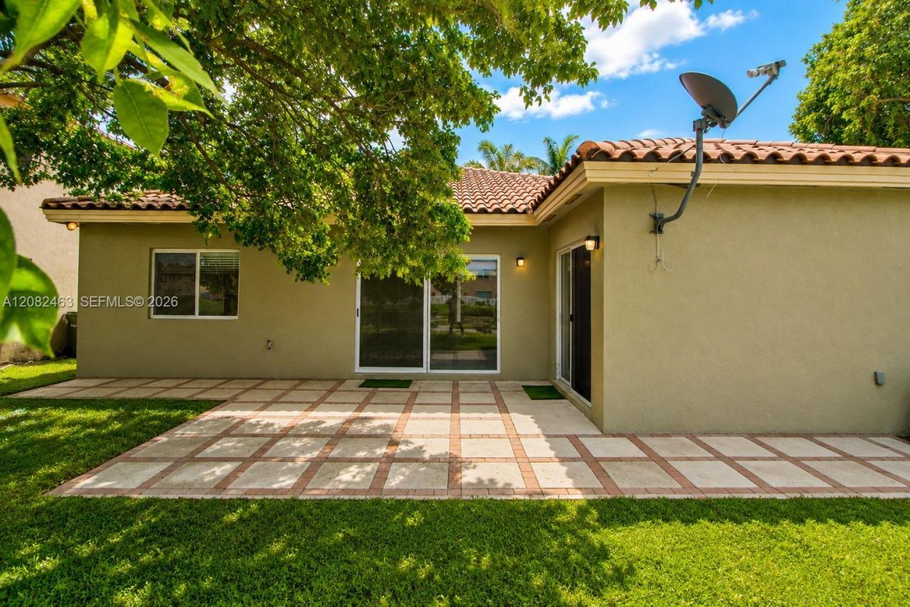 1680 NE 35th Ave, Homestead, FL 33033 Photo