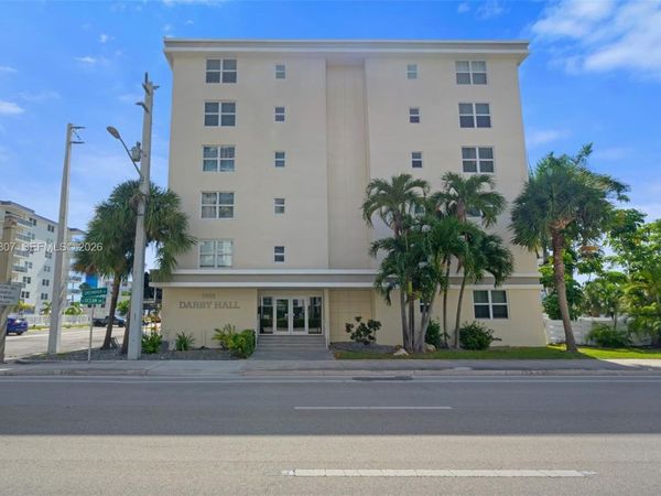 1901 S Ocean Dr , Unit 303, Hollywood, FL 33019