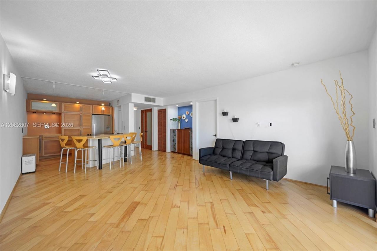 1901 S Ocean Dr, Unit 303, Hollywood, FL 33019 Photo