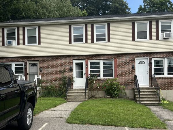 112 Border, Unit 112, Northbridge, MA 01588