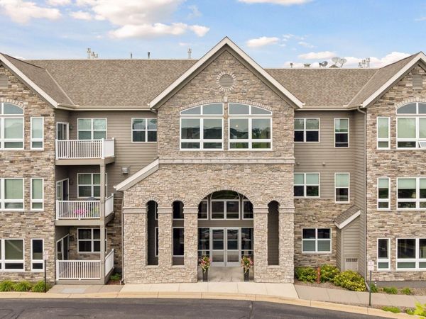 2670 Kelley Parkway , Unit 103, Orono, MN 55356