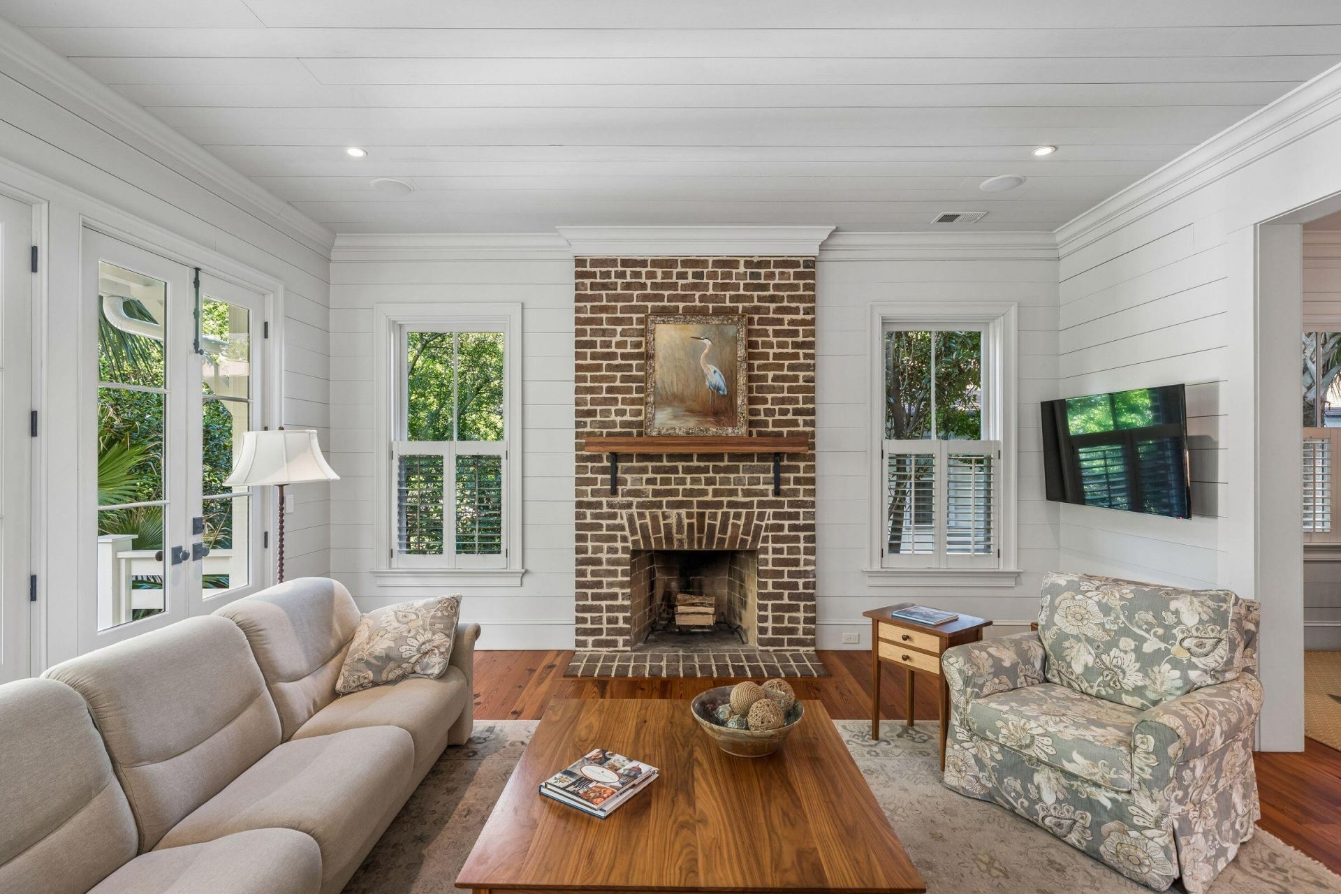 913 Pitt Street Photo 23