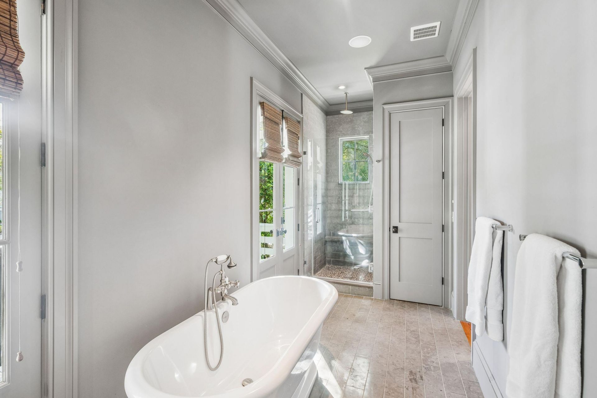913 Pitt Street Photo 30