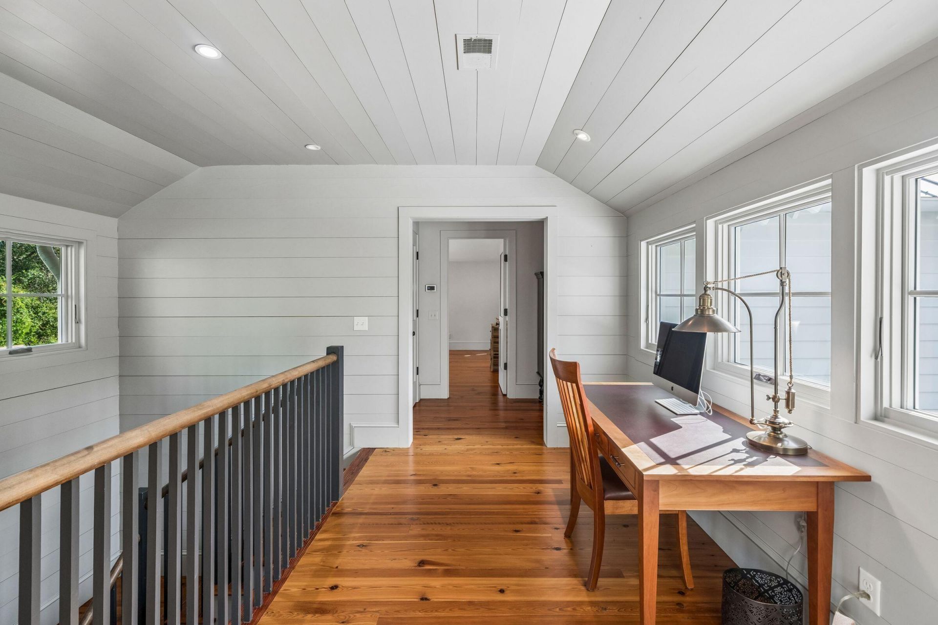 913 Pitt Street Photo 36