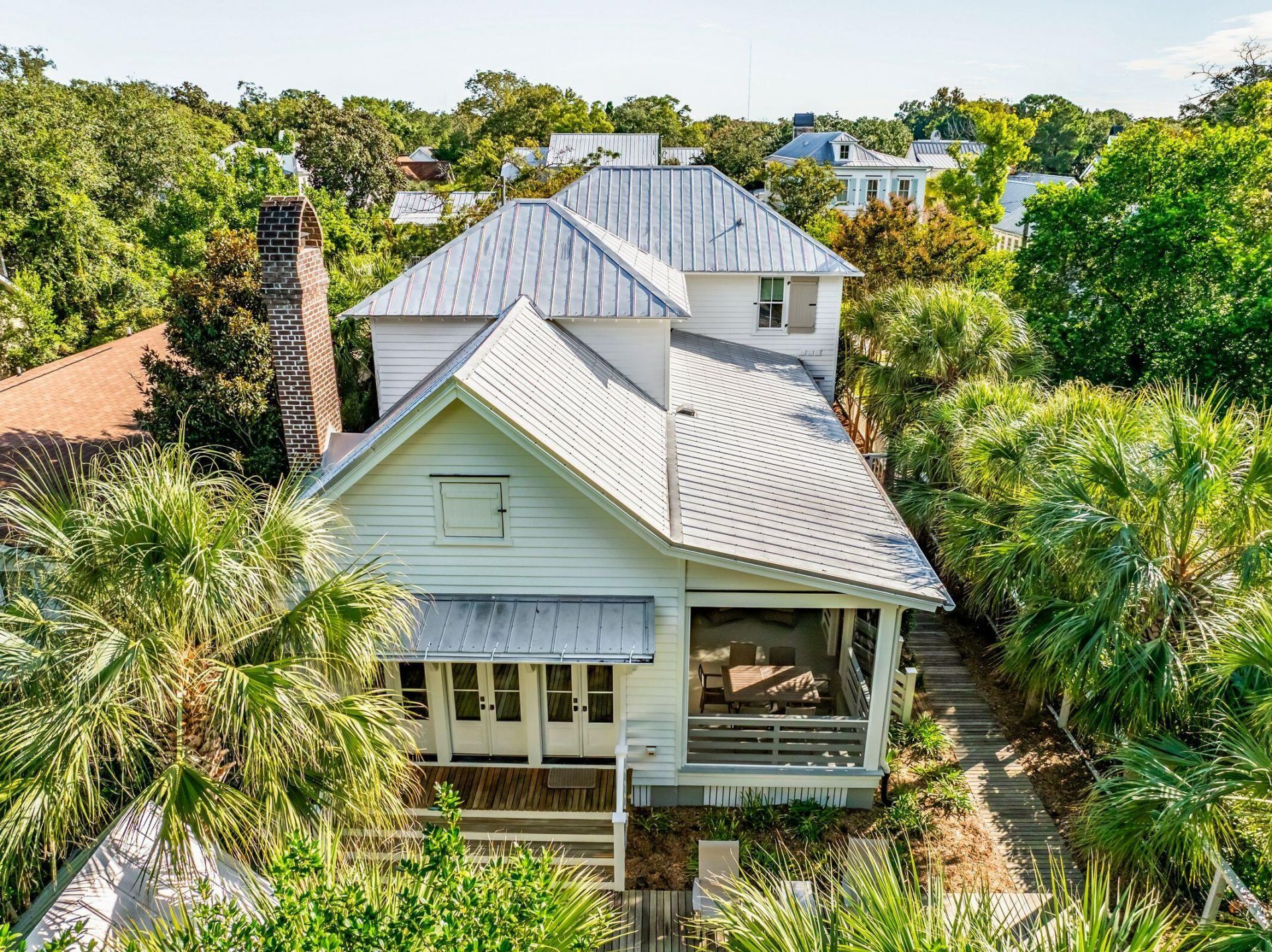 913 Pitt Street Photo 71