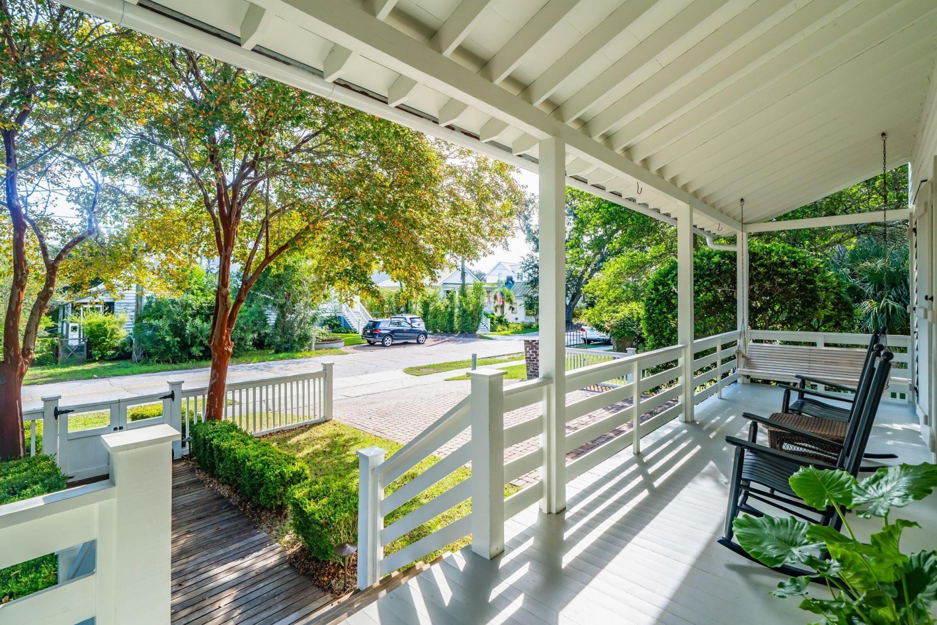 913 Pitt Street Photo 8