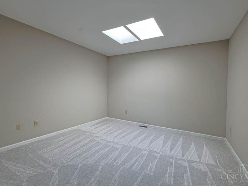 699 Totten Way, Cincinnati, OH 45226 Photo 26