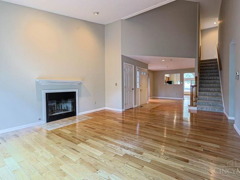 699 Totten Way, Cincinnati, OH 45226 Photo 4