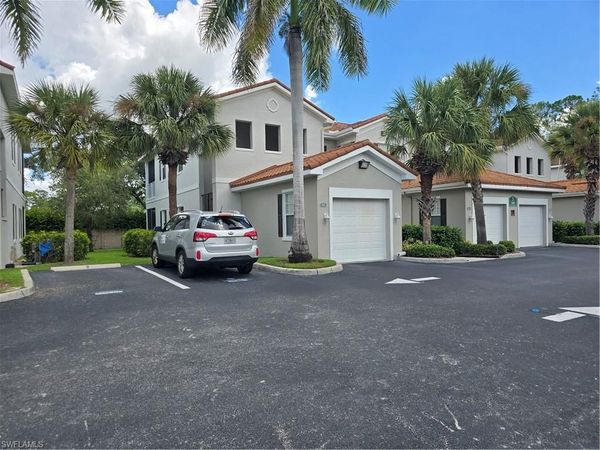 1000 Peggy CIR, Unit 301, NAPLES, FL 34113
