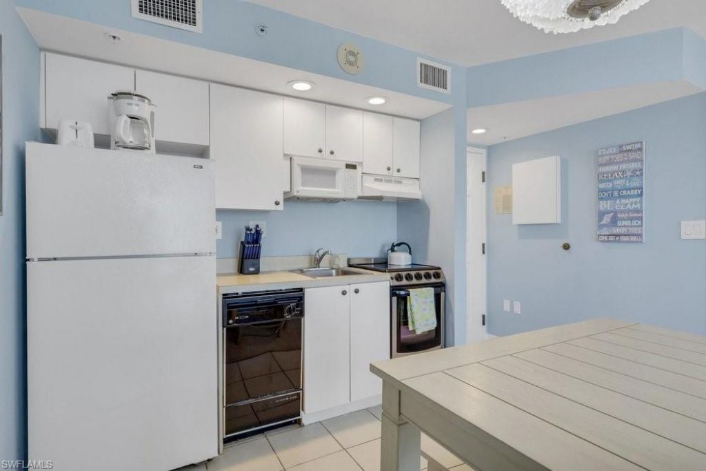 8771 Estero Blvd , Unit 906, Bonita Springs, FL 33931 Photo