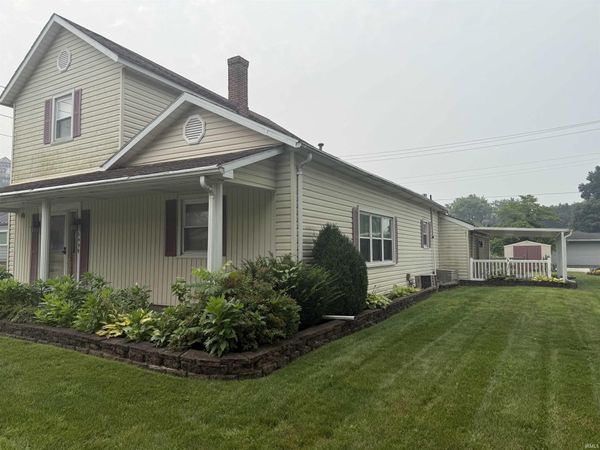 349 E State Street, Albany, IN 47320