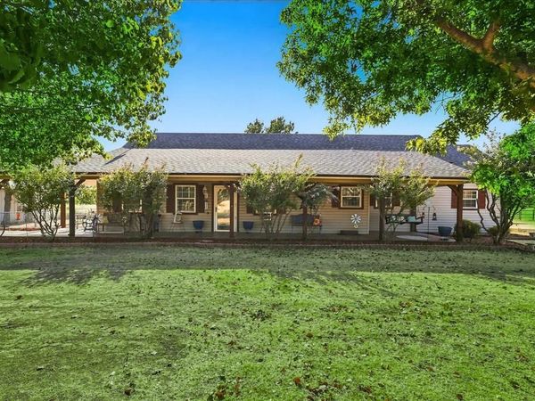 5855 Ge Horton Road, Justin, TX 76247