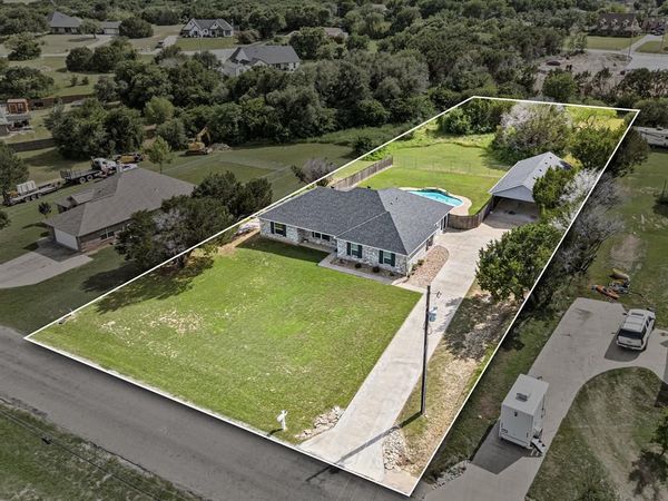 4000 Goliad Drive , Granbury, TX 76048