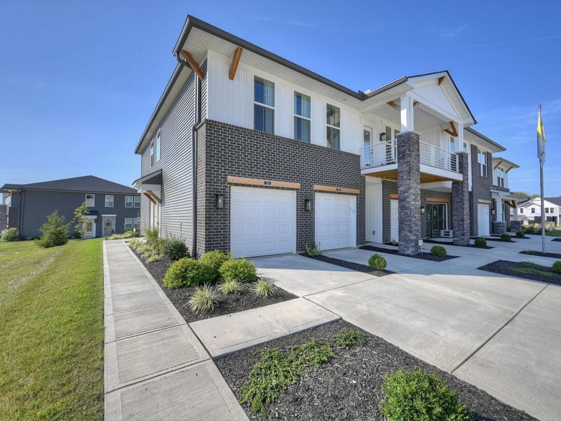 705 Somerset Boulevard, Unit 9B, Florence, KY 41042 Photo 1
