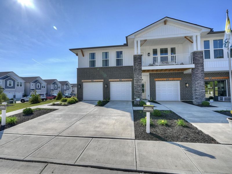 705 Somerset Boulevard, Unit 9B, Florence, KY 41042 Photo 2