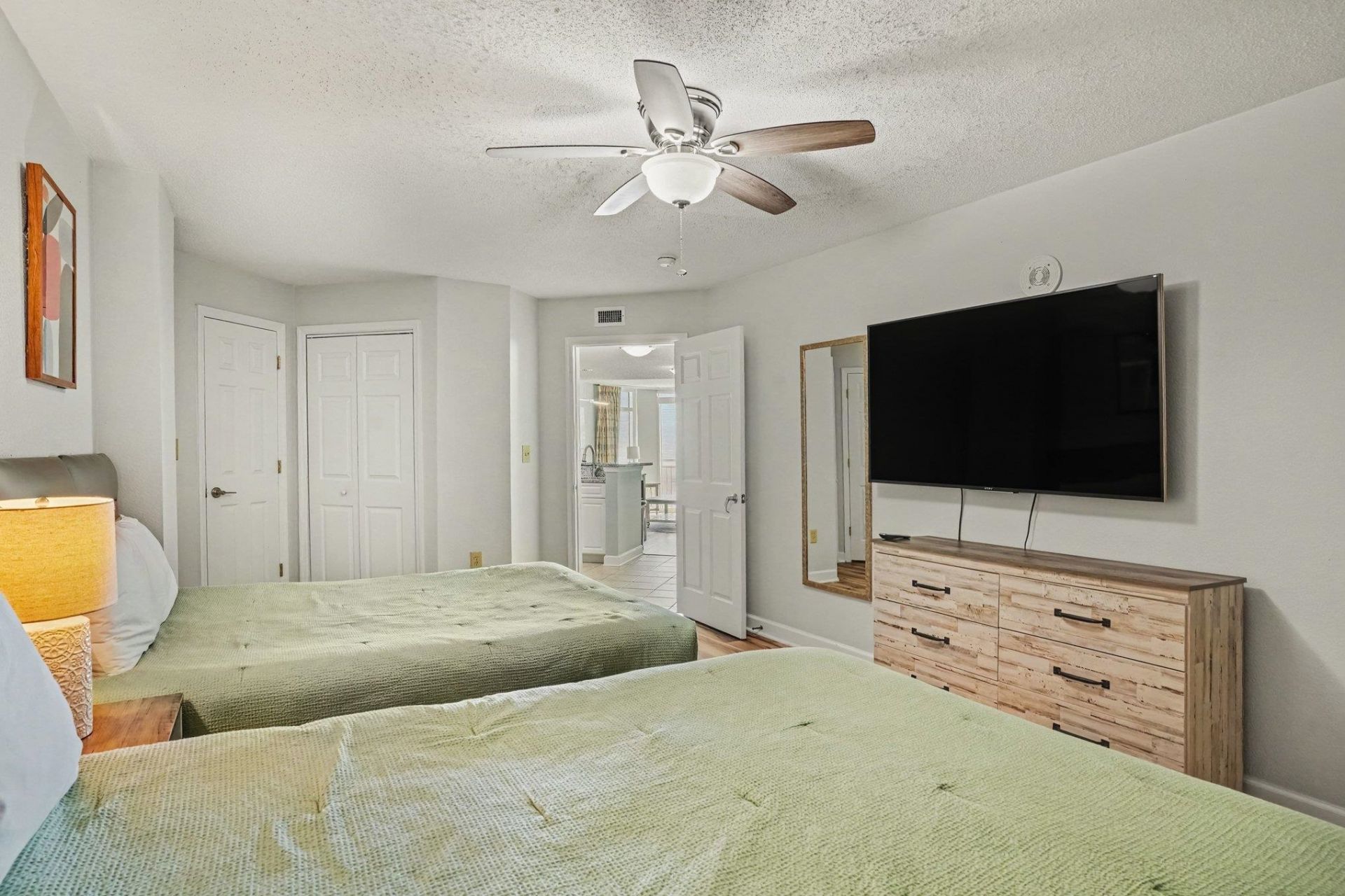 2501 Ocean Blvd. S  Photo 17