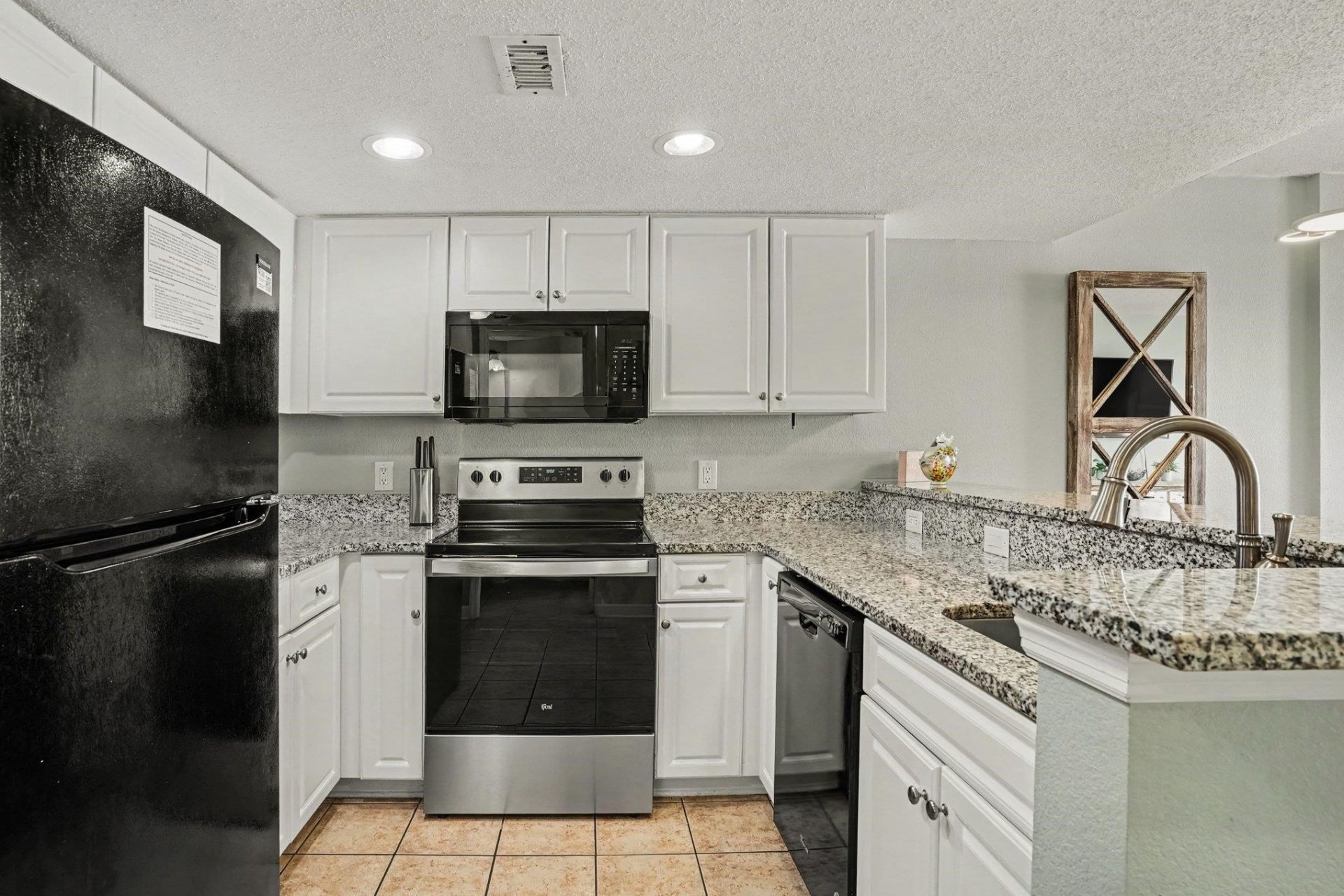 2501 Ocean Blvd. S  Photo 9
