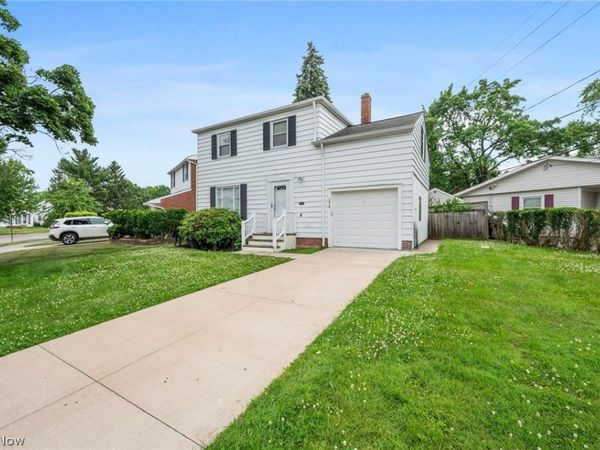 1518 Roselawn Road , Mayfield Heights, OH 44124