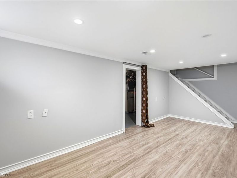 1518 Roselawn Road, Mayfield Heights, OH 44124 Photo 26