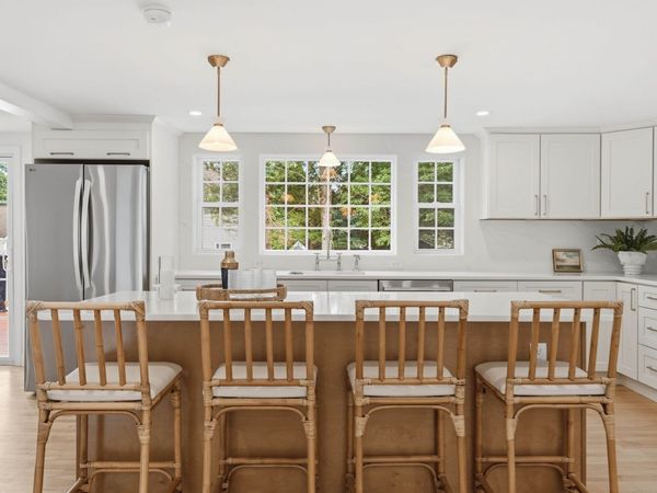 30 Deerfield Rd, Barnstable, MA 02655
