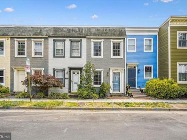 908 PENDLETON STREET, ALEXANDRIA, VA 22314