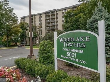 6001 ARLINGTON BOULEVARD, Unit 207, FALLS CHURCH, VA 22044