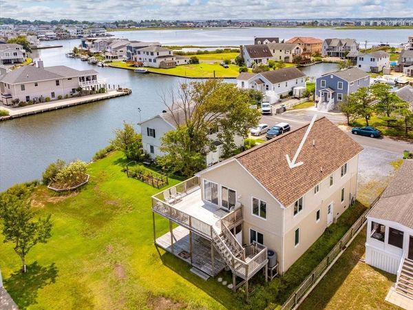 905 MC WILLIAMS STREET, FENWICK ISLAND, DE 19944