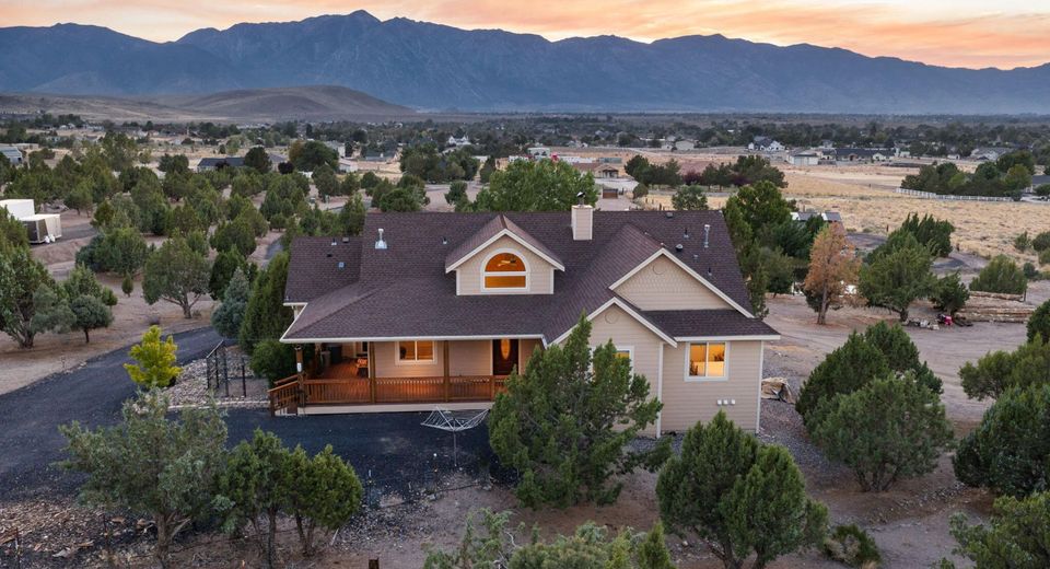 665 Rocking Horse Road, Gardnerville, NV 89410 Photo